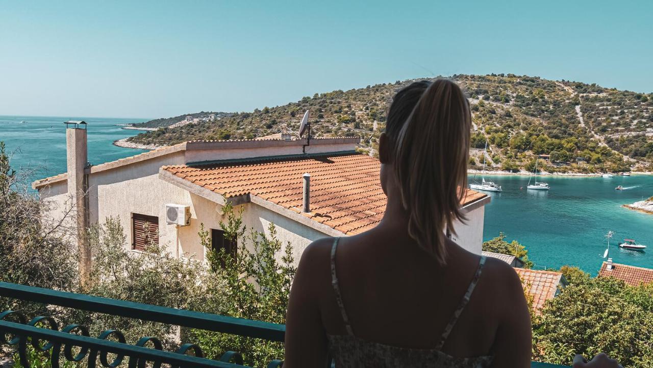 סביד Fully Renovated One Bedroom Apartment With A Seaview - A מראה חיצוני תמונה